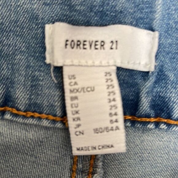 Forever 21 cuffed denim shorts stretch size 25 - Picture 5 of 5
